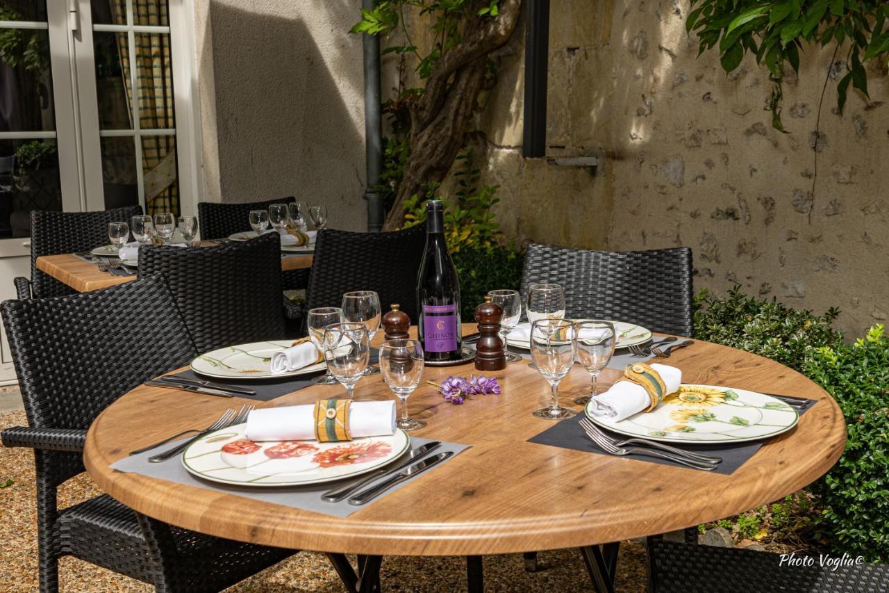 Logis Auberge Le Colombien - Hotel Et Restaurant วิลองดรี ภายนอก รูปภาพ