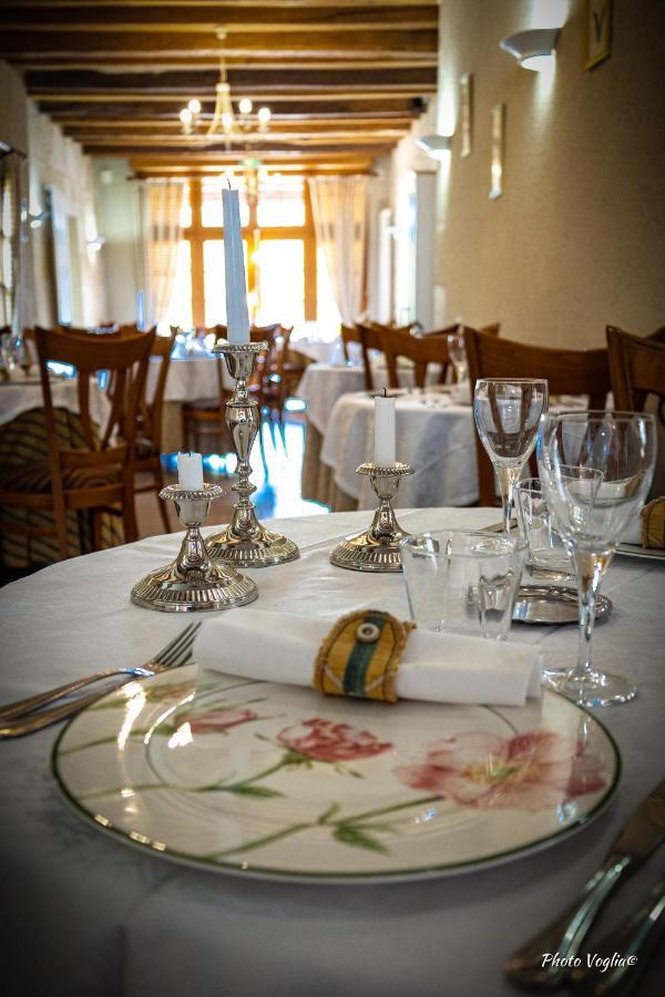Logis Auberge Le Colombien - Hotel Et Restaurant วิลองดรี ภายนอก รูปภาพ