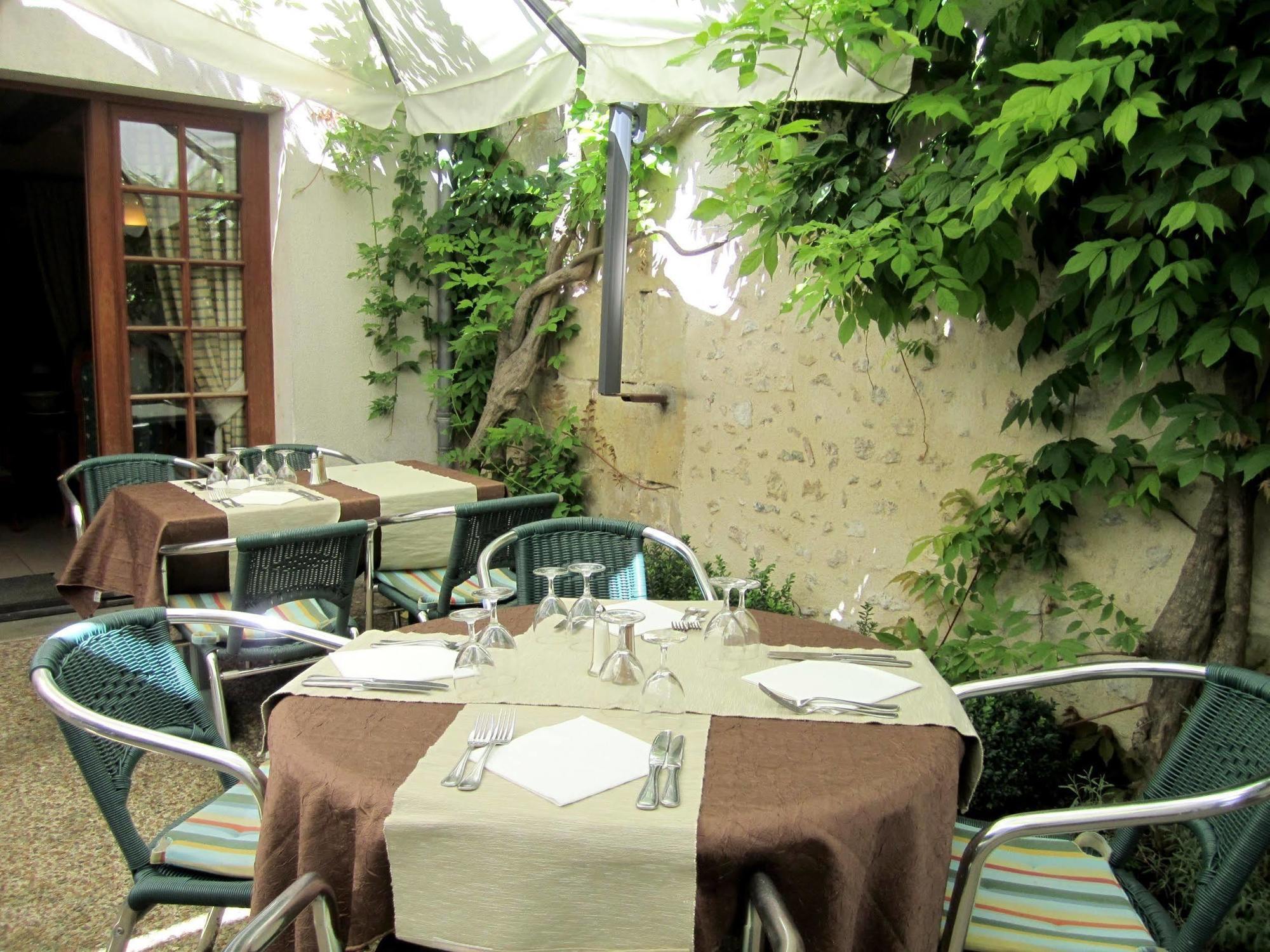 Logis Auberge Le Colombien - Hotel Et Restaurant วิลองดรี ภายนอก รูปภาพ