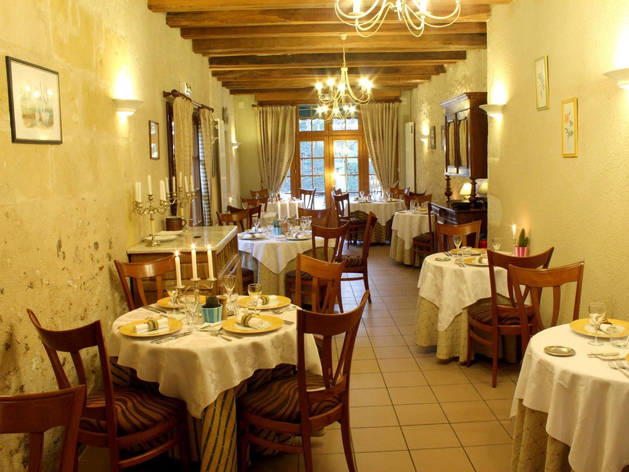 Logis Auberge Le Colombien - Hotel Et Restaurant วิลองดรี ภายนอก รูปภาพ